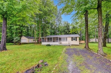 Lake Home For Sale in Coolbaugh, Pennsylvania