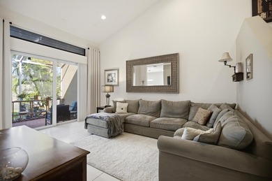 Welcome to this beautifully maintained 3 bedroom, 2.5 bath - photo 5