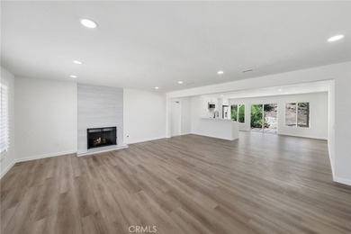 Welcome to effortless living in the highly sought-after Seven - photo 3