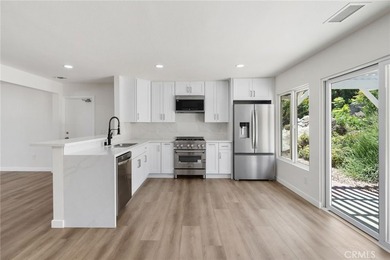 Welcome to effortless living in the highly sought-after Seven - photo 8