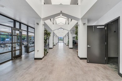 High-visibility office, warehouse, and flex building in Ogden - photo 11