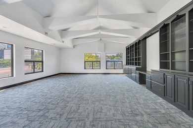 High-visibility office, warehouse, and flex building in Ogden - photo 14
