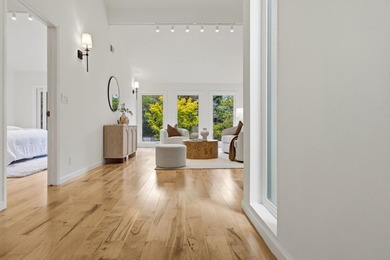 Ideally located in the Sharon Heights area of Menlo Park, this - photo 18