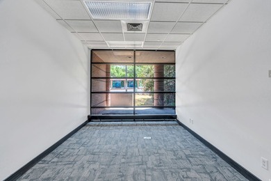 High-visibility office, warehouse, and flex building in Ogden - photo 18