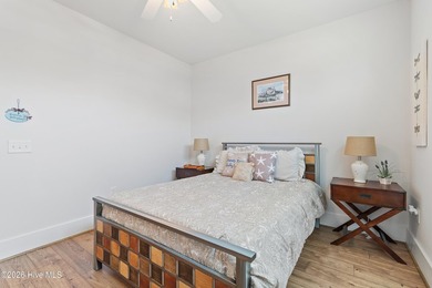 Welcome to this beautiful Harborwalk condo offering 3 bedrooms - photo 22