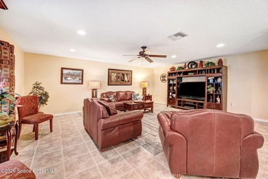 Enjoy your private backyard oasis centered on lake w/enclosed - photo 22