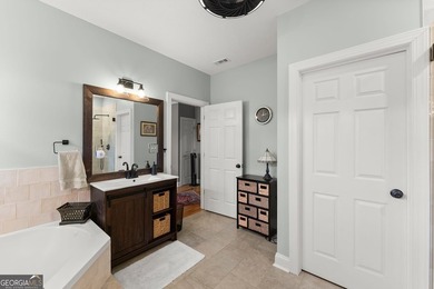 Not another like it! This renovated 2 bed, 2 bath top floor - photo 23