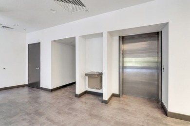 High-visibility office, warehouse, and flex building in Ogden - photo 25