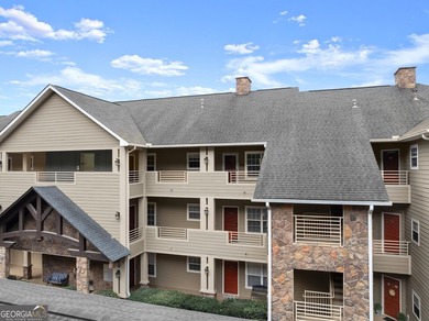 Not another like it! This renovated 2 bed, 2 bath top floor - photo 32