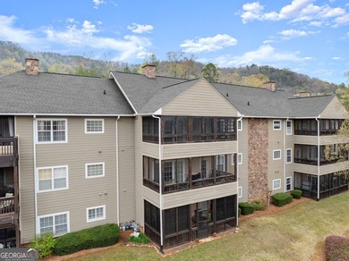 Not another like it! This renovated 2 bed, 2 bath top floor - photo 34