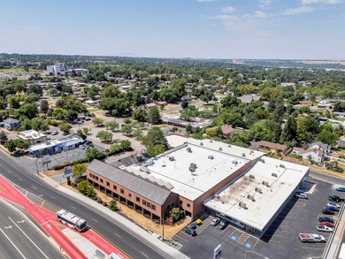 High-visibility office, warehouse, and flex building in Ogden - photo 39