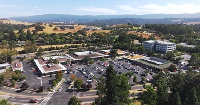 Ideally located in the Sharon Heights area of Menlo Park, this - photo 44
