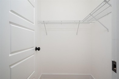BRAND NEW 3 bedroom 2 bath home located in the Williston - photo 9