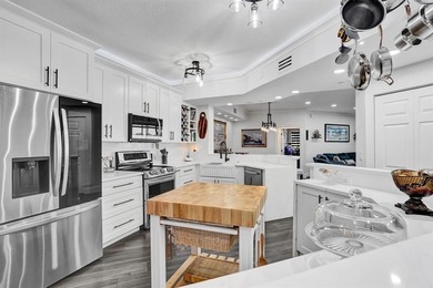 Lake Condo For Sale in Tamarac, Florida