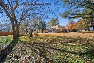 Priced below market value and ready to sell! This brick home - photo 20