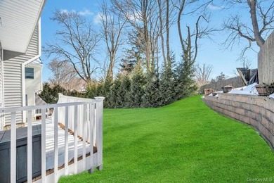 Quality Custom Built Duplex by a Top Hamptons Builder - photo 23