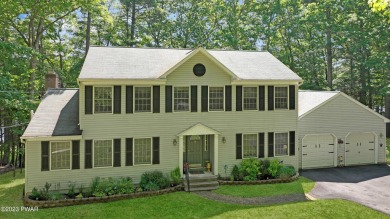 Pocono Woodlands Lake  Home For Sale in Milford Pennsylvania