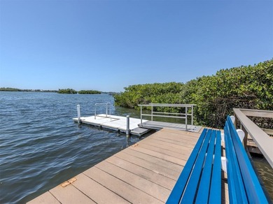 This beautifully remodeled waterfront condominium in Osprey - photo 36