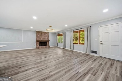A beautifully maintained home with serene views of Canary Lake - photo 7
