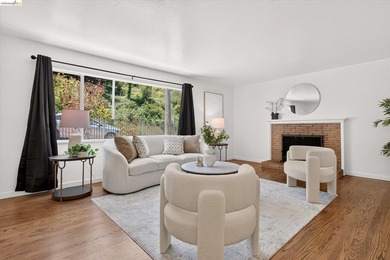 Welcome to 6138 Oakdale Avenue, located in the - photo 9