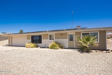 Take a look at this 1,600+ sq ft, 3-bedroom, 2-bath home with a - photo 1