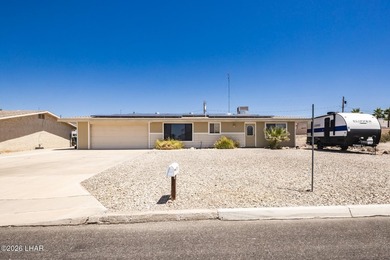 Take a look at this 1,600+ sq ft, 3-bedroom, 2-bath home with a - photo 2