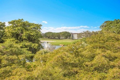 Lake Condo For Sale in Coconut Creek, Florida