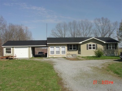 Lake Home For Sale in Scottsville, Kentucky