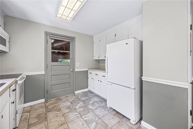Welcome home to this beautifully maintained 4 bedroom, 2 full - photo 14