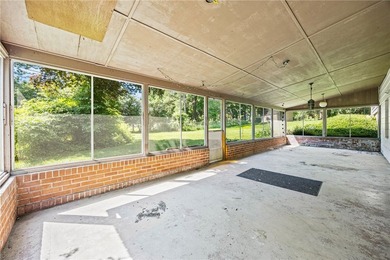 Welcome home to this beautifully maintained 4 bedroom, 2 full - photo 32