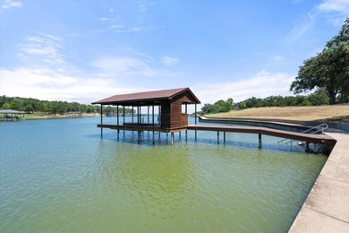 Welcome to your lakeside retreat in Rustling Oaks Estates on - photo 34