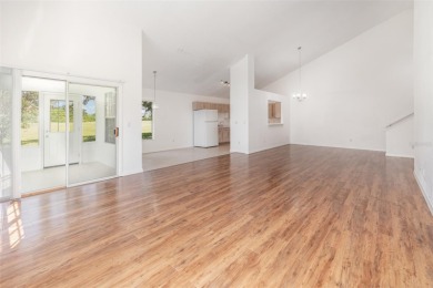 Golfer's Paradise! Situated in the quiet golf community of - photo 6