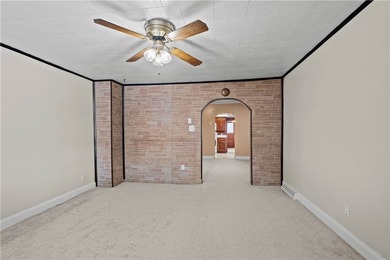 Welcome home to this spacious 3-bedroom half duplex offering - photo 6