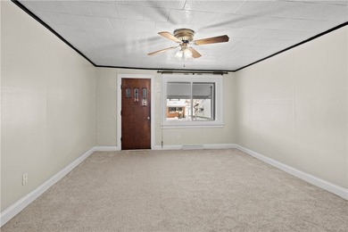 Welcome home to this spacious 3-bedroom half duplex offering - photo 7