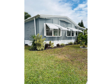 (private lake, pond, coastal) Home For Sale in Riviera Beach Florida