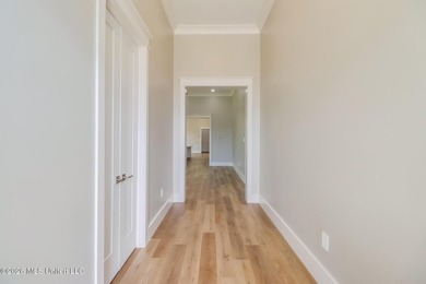 Luxury doesn't have to mean more square footage. This nearly-new - photo 4