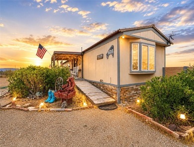 Looking for a property that offers more than just a home? - photo 1