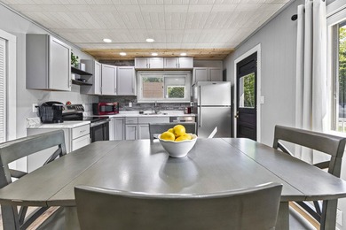 Turnkey, completely remodeled home on a 0.25-acre corner lot in - photo 7