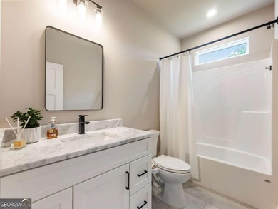Welcome home to peaceful country living with all the modern - photo 25