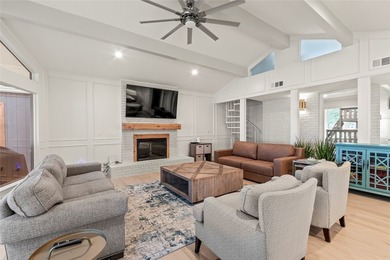 Positioned on open water in the sought-after Deer Island - photo 6