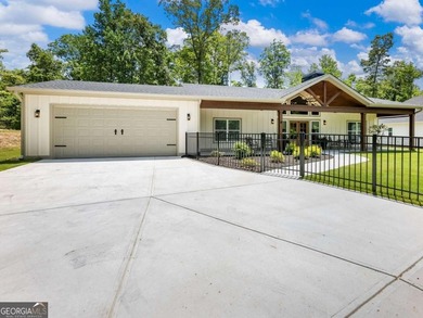 Welcome home to peaceful country living with all the modern - photo 28