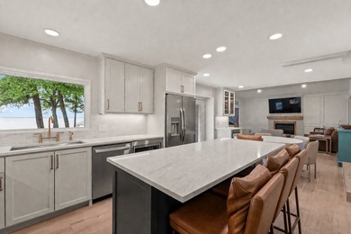 Positioned on open water in the sought-after Deer Island - photo 10