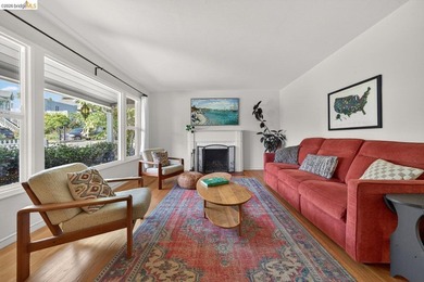 Imagine a home where comfort, warmth, and charm embrace you - photo 9