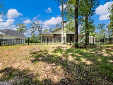Welcome home to peaceful country living with all the modern - photo 42