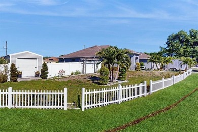 Charming 4-Bedroom Home with Spacious Yard and Modern Amenities - photo 3