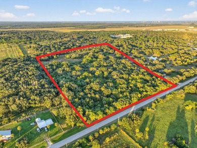 Located in the St. Lucie Foreign Trade Zone, 21.98 Acres Zoned - photo 2