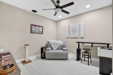 Nestled in an upscale Intracoastal community with waterfront - photo 10
