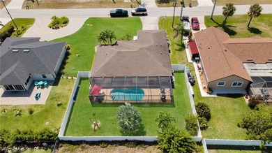Amazing Home for Sale in the Heart of Cape Coral! Don't miss out - photo 3