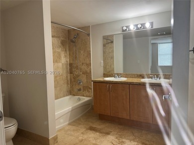 Stunning and spacious 2-bedroom, 2-bath residence with a - photo 8