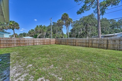 Great opportunity in the community of Green Acres, minutes from - photo 11